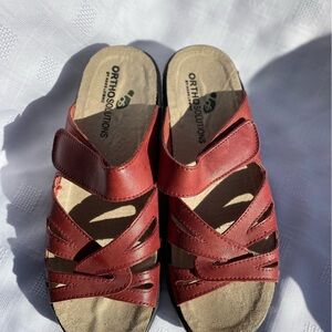 ORTHO absolutions Red Leather Strappy Adjustable strap Velcro Sandals Slides 39